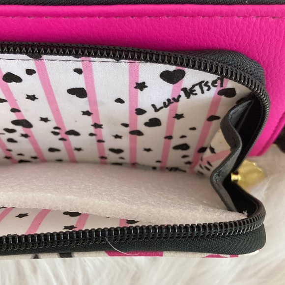 Betsey Johnson wallet NWT - Picture 3 of 5